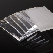 Оргстекло экструзия лист Plexiglas 10х2050х3050 мм прозрачный